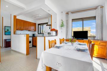 Apartment for 6 People in Dénia, Costa Blanca, Photo 4