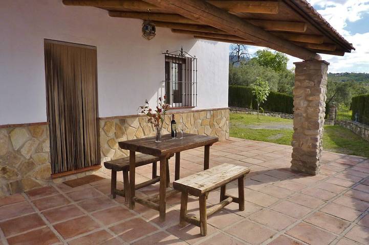 Gîte pour 4 personnes, avec jardin