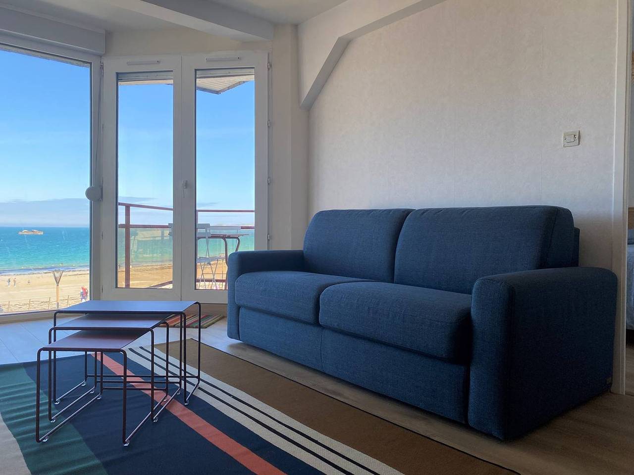 Entire apartment, Apartment Exceptional Sea View Trestraou beach in Perros-Guirec in Perros-Guirec, Pink Granite Coast