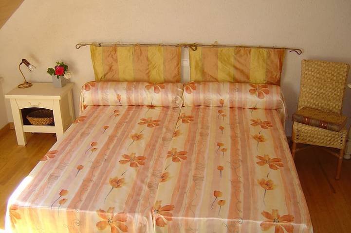 Gîte pour 6 personnes, avec terrasse et jardin à Taulé - 4