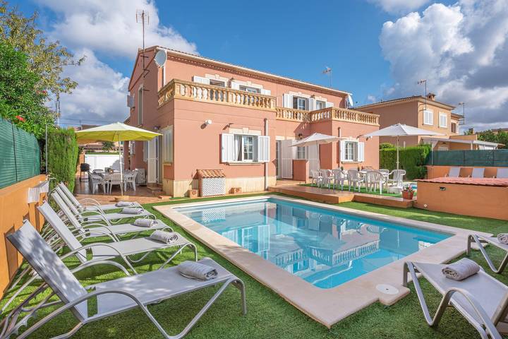 Villa "Blue Summer and Lovely Villas" with Pool, A/C, Wi-Fi, Garden, Terrace & Balcony in Badia Gran, Llucmajor