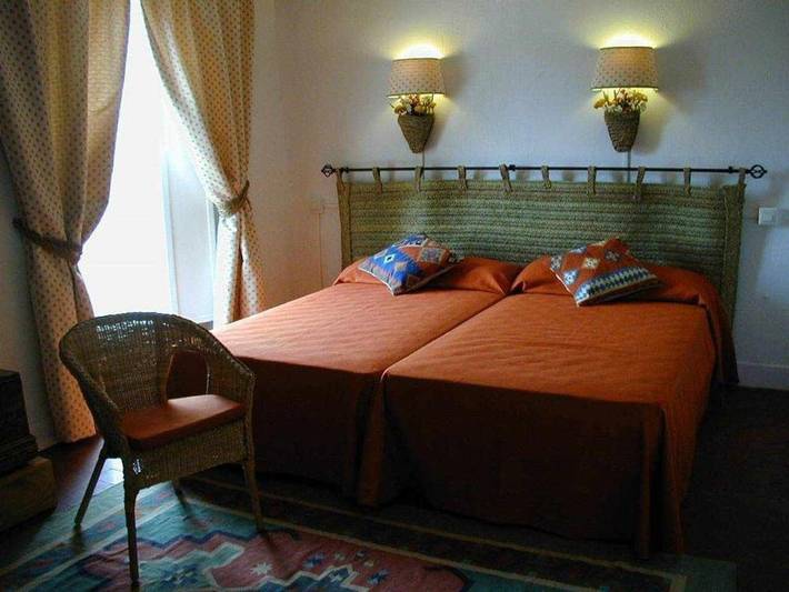 Casa rural para 4 personas, con piscina además de terraza y jardín en Provincia de Jaén - 3