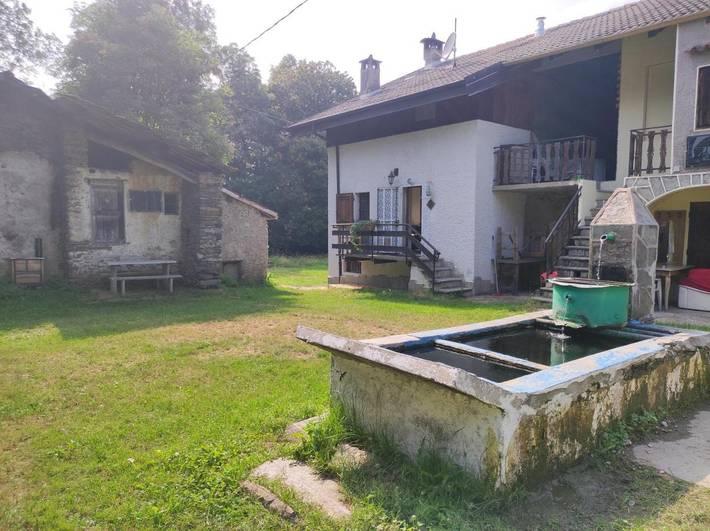 Gîte pour 6 personnes, avec vue ainsi que balcon et jardin, animaux acceptés à Villar Perosa