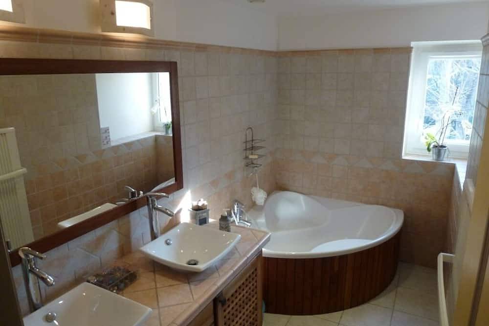 Maison au Charme Provençal 110 m2 Aix-marseille in Mimet, Region de Aix-en-Provence