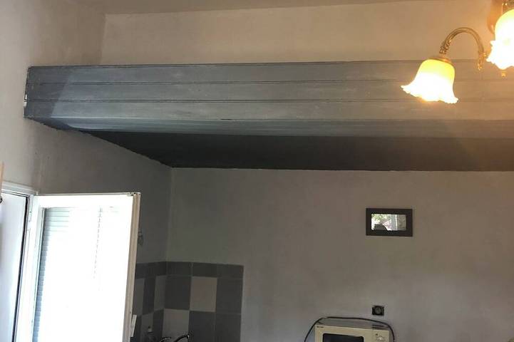 Appartement entier, Tranquil 1-bedroom studio in charming Blanquefort awaits you close to Bordeaux in Blanquefort, Région de Bordeaux