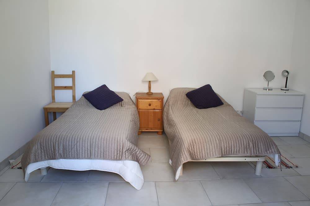 Gîte de 5 chambres avec piscine privée dans le cadre du village in La Chapelle-Thémer, Fontenay-le-Comte