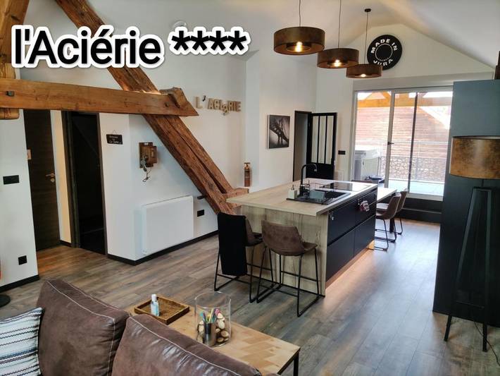 Gîte pour 4 personnes, avec jacuzzi et terrasse, animaux acceptés à Champagnole - 2