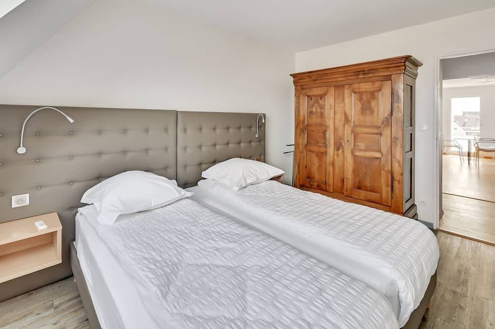 Entire apartment, Colmar old town luxury, air conditioning, parking - Le St Eloi**** Domaine Kinny in Colmar, Colmar region