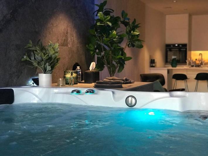 Maison de vacances pour 2 personnes, avec Jacuzzi et Terrasse ainsi que Jardin et Sauna à Seclin