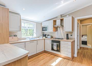 Chalet for 6 People in Alton Towers, England, Photo 4