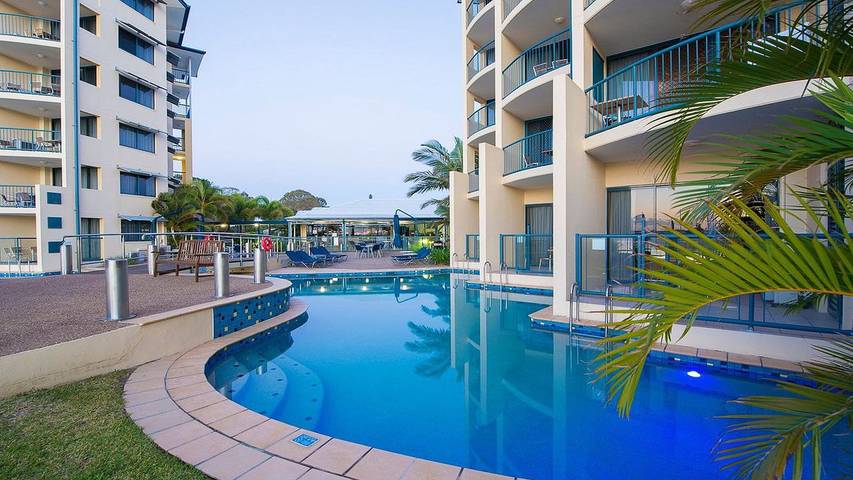 Holiday apartment for 3 people, with pool and balcony/terrace in Hervey Bay
