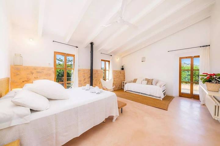 Ideales Familienhaus, WIFI, privater Pool, wenige Kilometer vom Strand entfernt in Sant Llorenç des Cardassar, Mallorca Osten