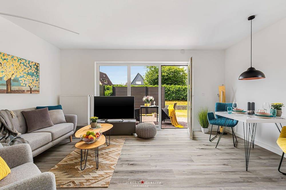 Ganze Wohnung, Lütte Deern - Terrasse, Gartenmöbel, Pkw-Stellplatz, Dusche, Waschmaschine, Tv in Glücksburg, Flensburger Förde