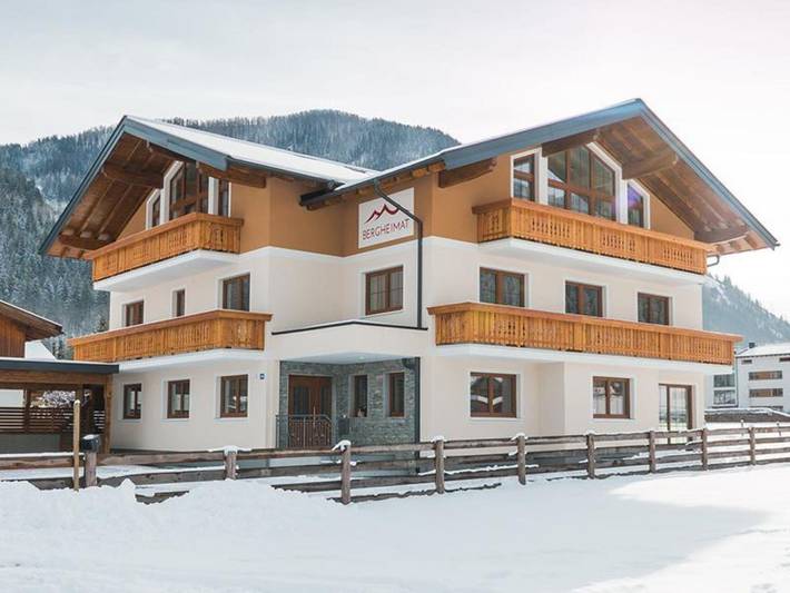 Ferienwohnung für 5 Personen, mit Balkon und Garten sowie Sauna in Flachau - 2