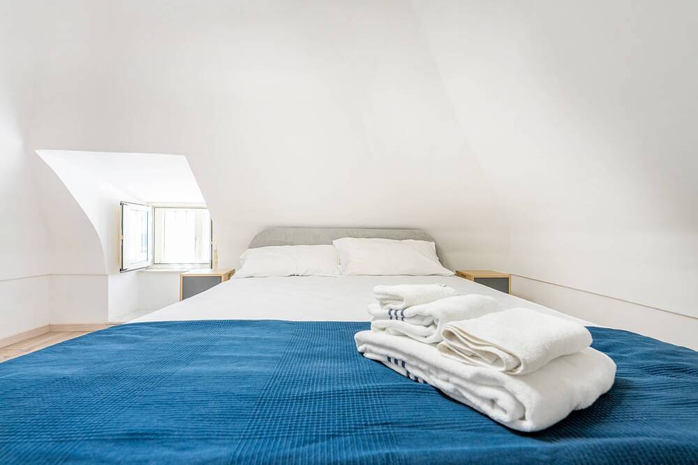 Appartamento intero, La Résidence - Una Camera da Letto Appartamento, Ospiti Massimo 4 in Procida, Napoli e dintorni