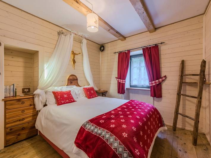 Villa Ragada in Massimeno, Adamello-Presanella-Alpen