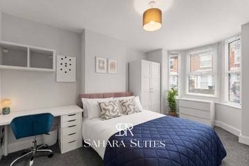 Holiday Rental for 8 People in Portsmouth, South East England, Photo 1