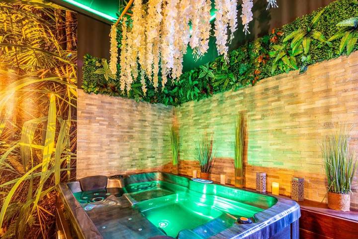 Hôtel pour 2 personnes, avec jacuzzi et jardin dans Le Breuil (Rhône)