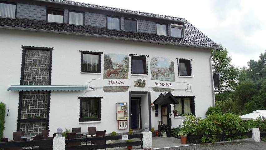 Pension für 2 Personen, mit Terrasse und Garten in Rengsdorf-Waldbreitbach