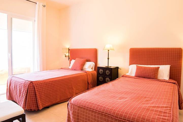 Luxusvilla Avy 7 Schlafzimmer, 7 Bäder, 14 bis 16 Personen, bester Sonnenuntergang Ibiza in Sant Joan de Labritja, Ibiza Norden