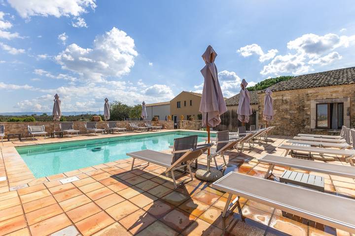 Zimmer 'Vigna Di Pettineo - N6' mit Gemeinschaftspool, privater Terrasse und Klimaanlage in Vittoria, Ragusa Provinz