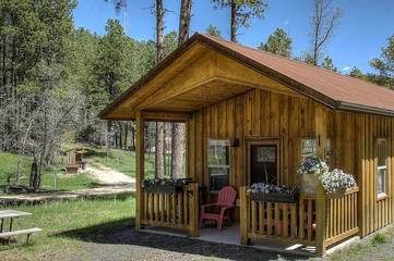 Log Cabin for 6 Guests in Mount Rushmore, Pennington County, Picture 1