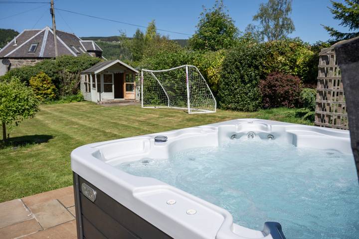 Cottage für 20 Personen mit Pool in Aberfeldy, Perthshire