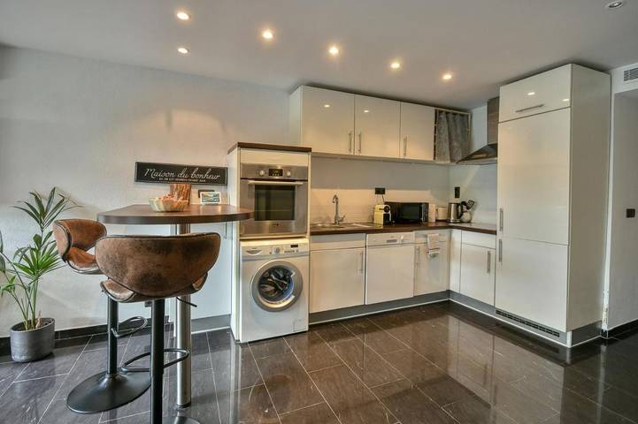 Gîte pour 2 personnes, avec jacuzzi et jardin, animaux acceptés dans Plage de l'Esplanade-des-Goëlands - 2