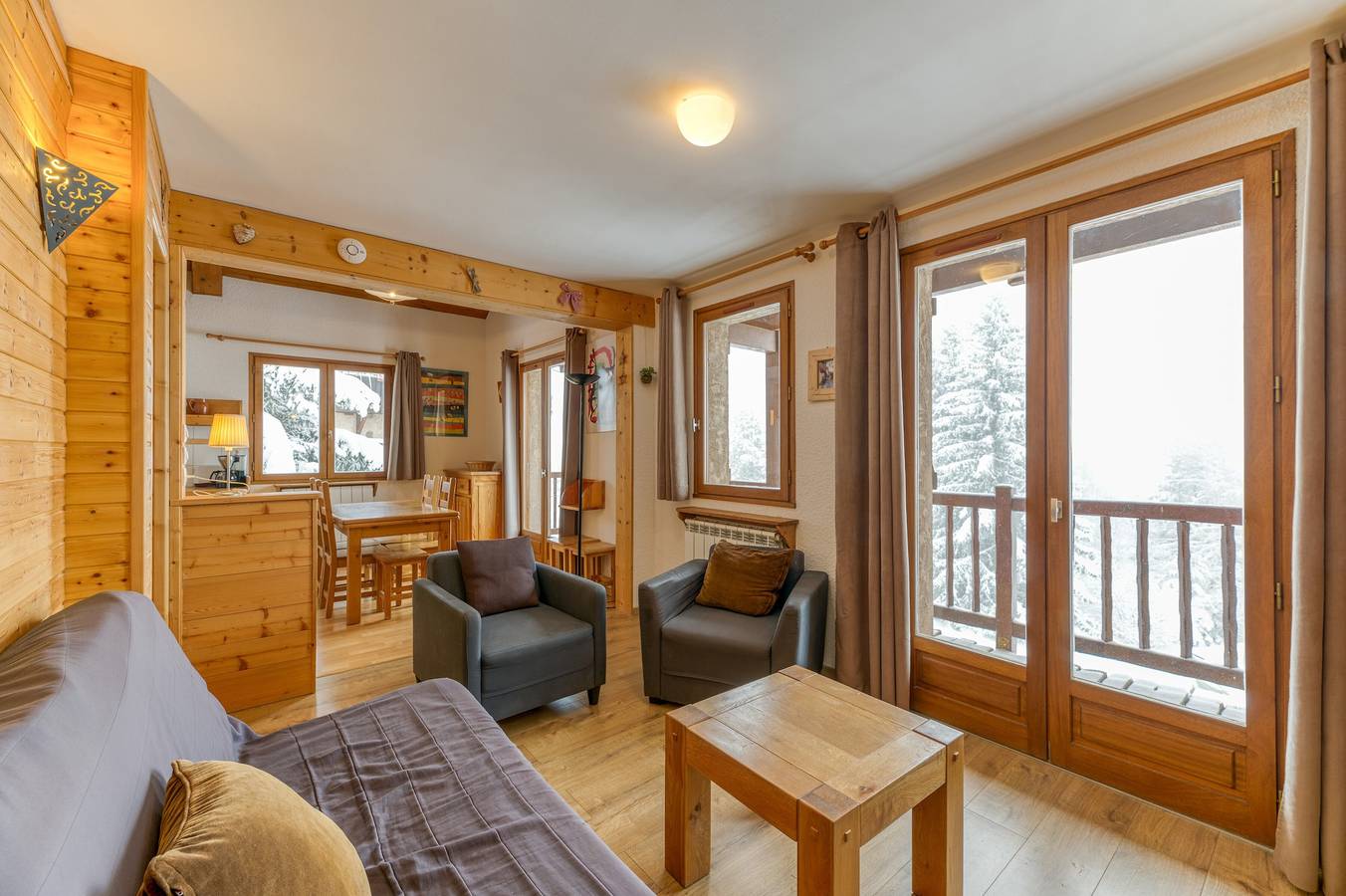 Ganze Wohnung, Ferienwohnung 'Souveraine 3 Charmant Appartement' mit Bergblick, Balkon und Wi-Fi in Villard-Reculas, Nationalpark Écrins