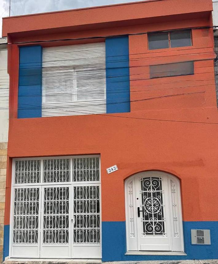 Casas e apartamentos de temporada para 3 pessoas, com balcão em Bragança Paulista