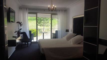 Hôtel pour 2 personnes, avec vue et terrasse à Riez