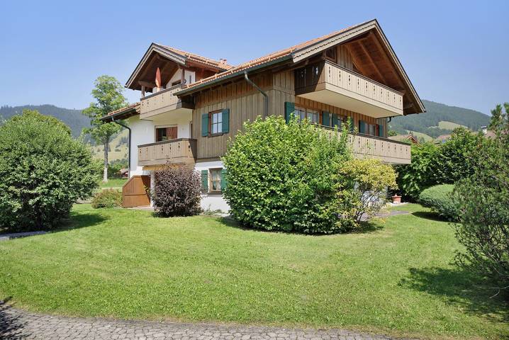 Geheel appartement, Appartement Ammerheimat met Bergzicht, Privéterras en Wi-Fi in Oberammergau, Beierse Alpen