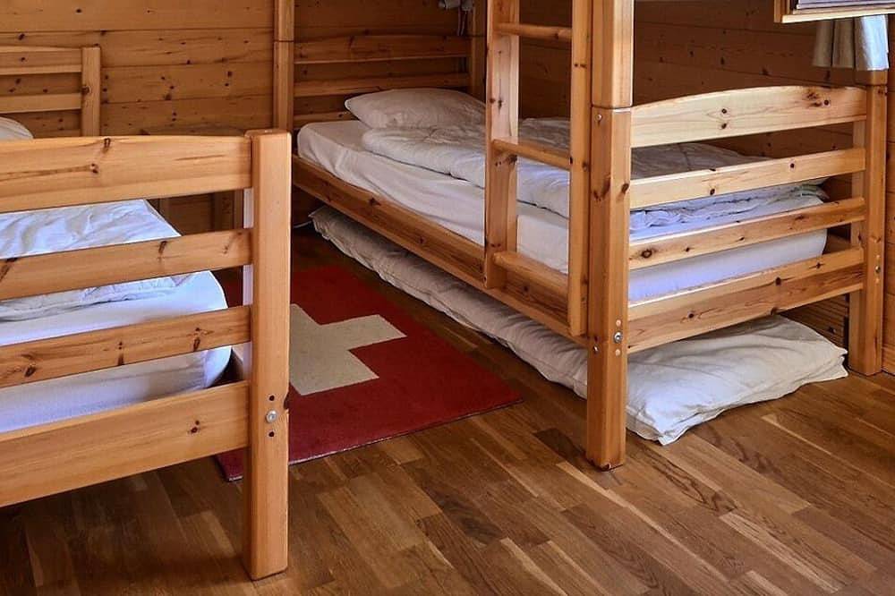 Geheel appartement, Very comfortable flat for 7 people, living room with wood-burner, kitchen area with dishwasher, 2 do in Grimentz, Anniviers