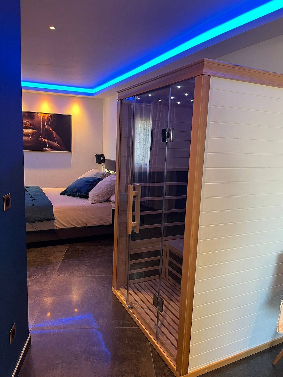 Studio entier, Studio « La Parenthèse Dorée » avec vue montagne, Wi-Fi et climatisation in Les Pennes-Mirabeau, Côte méditerranéenne (France)