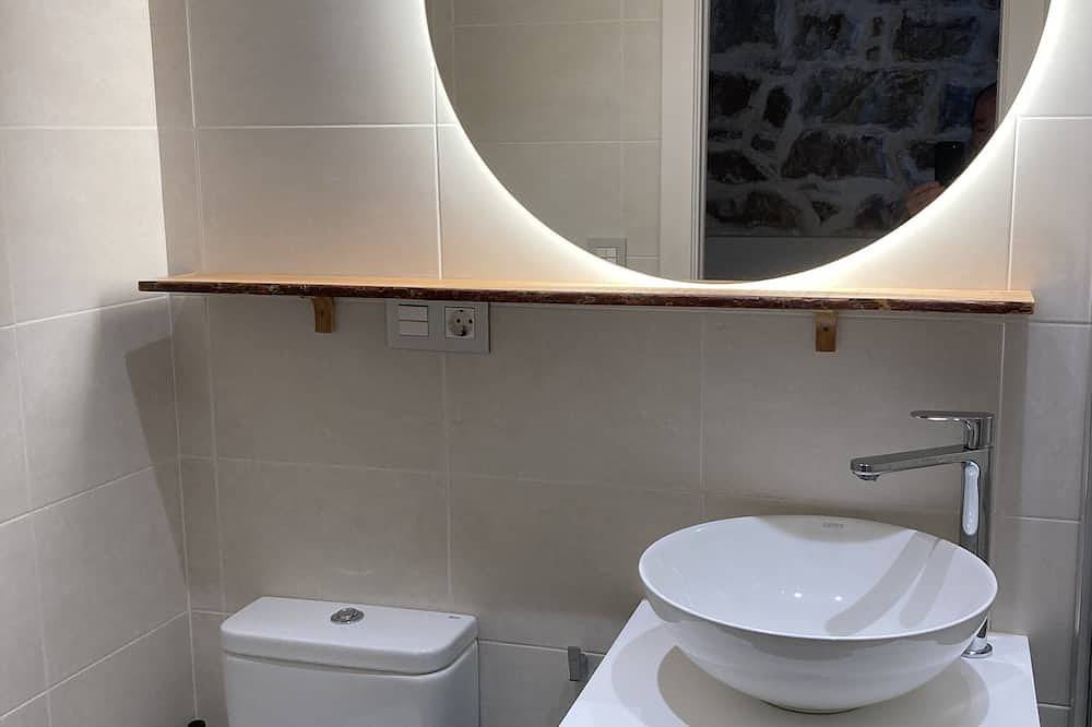 Appartamento intero, Grazioso appartamento per 4 persone nel centro vicino alla spiaggia.  Wi-Fi e Ac. in San Sebastian, Costa Basca (Spagna)