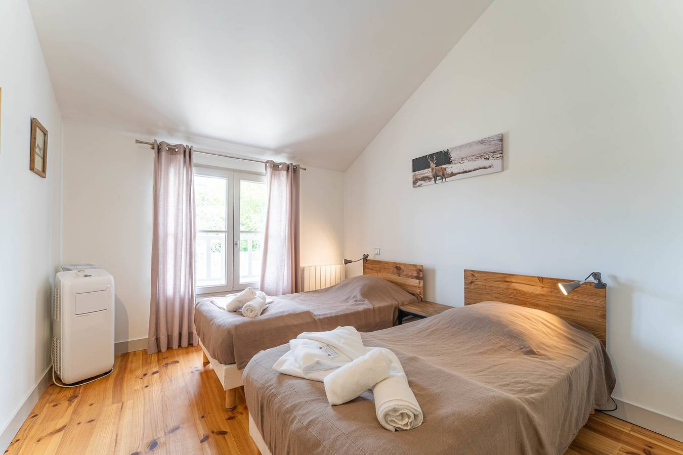 Large Pinède Cottage • Pool & Forest with Family in Naujac-sur-Mer, Regionaler Naturpark Médoc