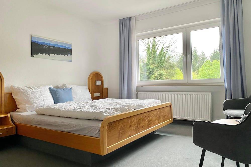 Ganze Wohnung, Doppelzimmer Standard mit Dusche und Wc in Gernsbach, Nordschwarzwald