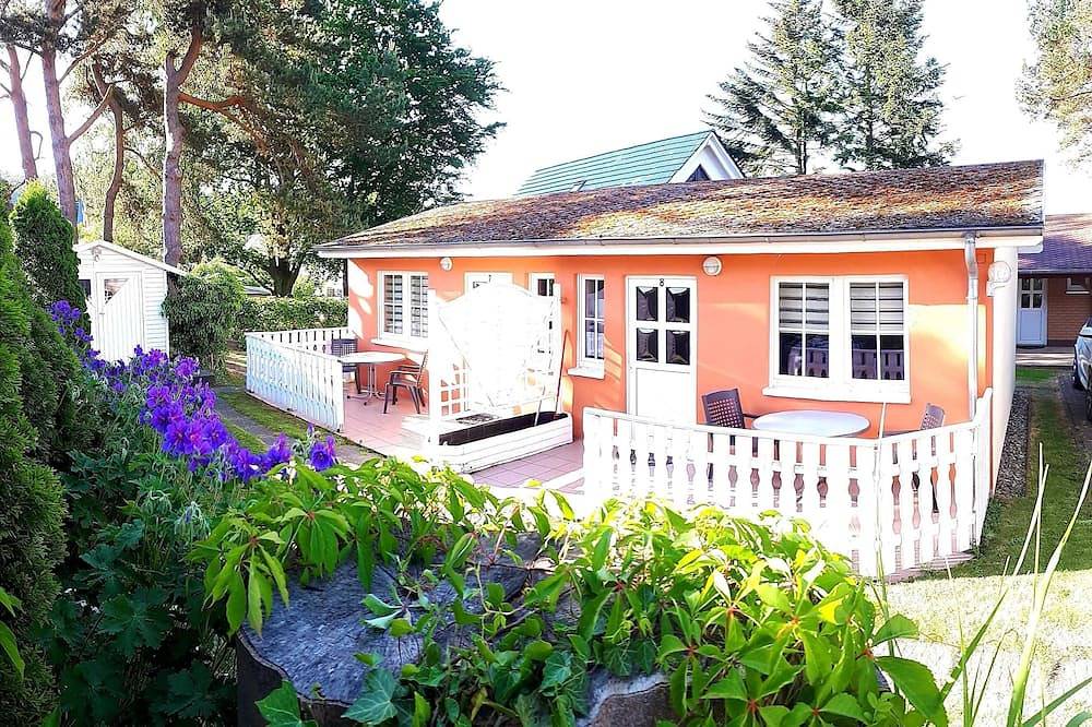 Ganze Wohnung, Bungalow 8 mit Fahrradbox abschließbar - Bungalow Nr. 7 & 8 Fahrradboxen in Binz, Rügen