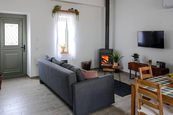 Anassa Mountain House in Rodi