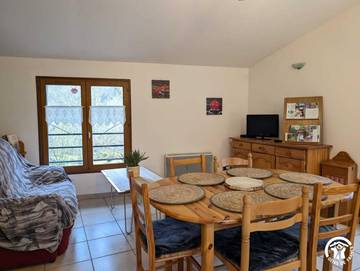 Gîte pour 6 personnes, animaux acceptés dans Castanet-le-Haut