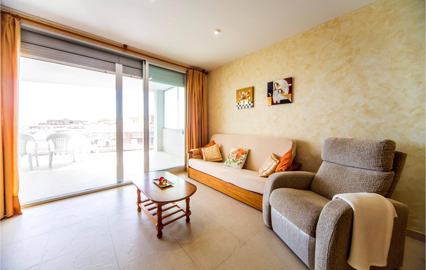 Apartamento vacacional entero, Apartamento con vistas al mar: Aparcamiento, AC, Piscina y Terraza in Marina d'Or, Oropesa del Mar