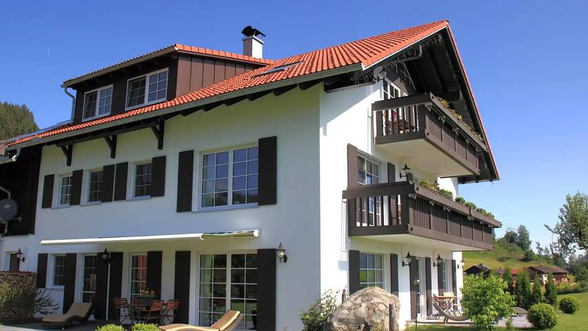 Hütte für 4 Personen, mit Terrasse und Garten in Ofterschwang