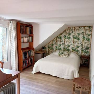 Gîte pour 2 personnes à Suresnes