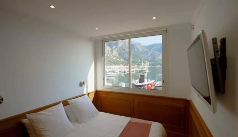 Gîte pour 6 personnes, avec vue ainsi que terrasse et jardin dans Port Du Sylva Maris Eze - 4