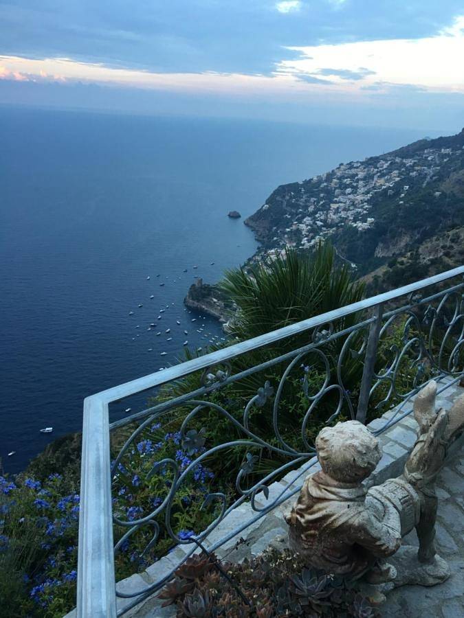 Carluccio’s stanza privata vista mare in Furore, Sorrento Coast