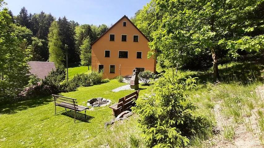 Ferienwohnung für 10 Personen, mit Terrasse in Oybin