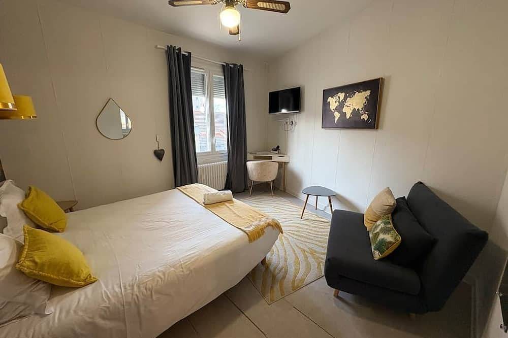 Chambre n°1 : l’horizon d’or in Paray-le-Monial, Région de Charolles
