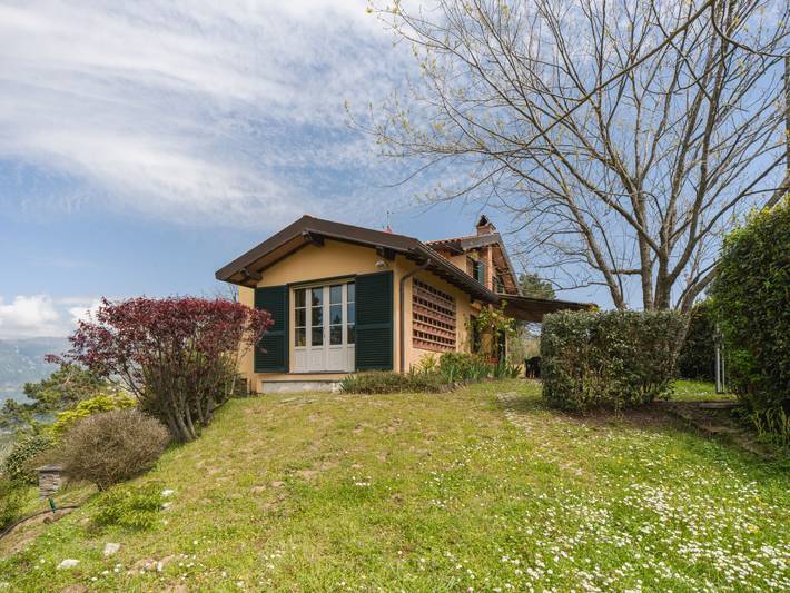 Ferienhaus für 7 Personen, mit Terrasse und Garten sowie Ausblick in Corsanico Bargecchia