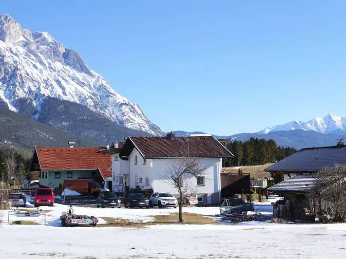 Villa für 9 Personen, mit Terrasse, mit Haustier in Tirol - 2