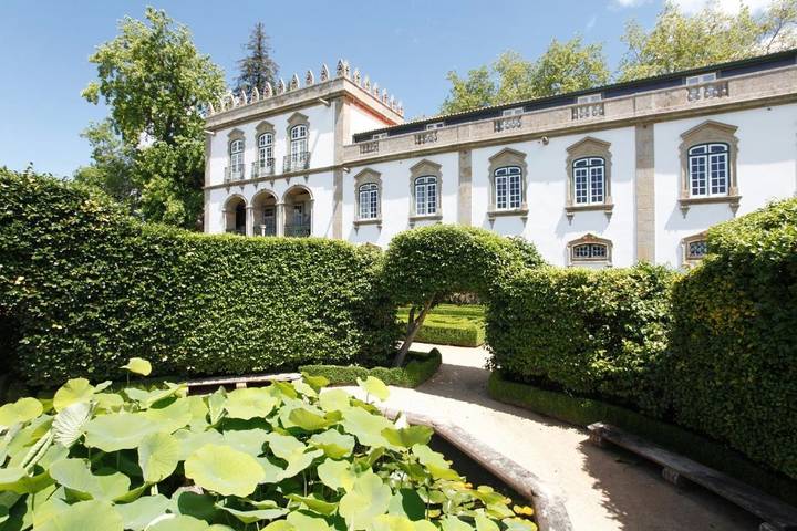 Hôtel pour 3 personnes, avec terrasse et jardin dans Penalva do Castelo